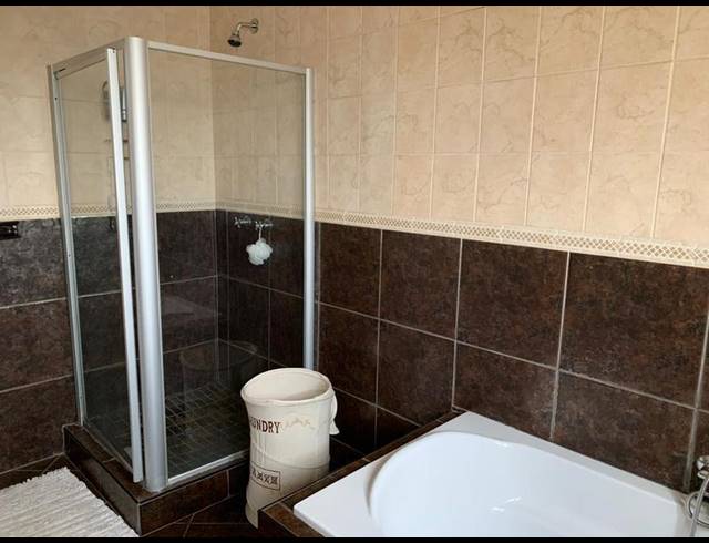 2 BEDROOM APARTMENT FOR SALE IN VANDERBIJLPARK SE 1